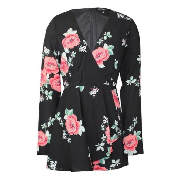 Cotton Candy LA Floral Surplice Long Sleeve Romper NWT - Picture 3 of 13